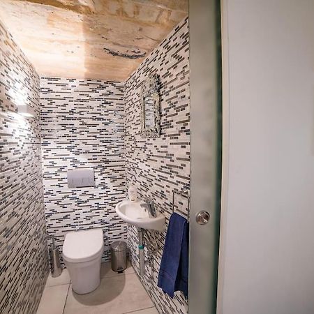Ta- The Artist Apartment Валета Екстериор снимка